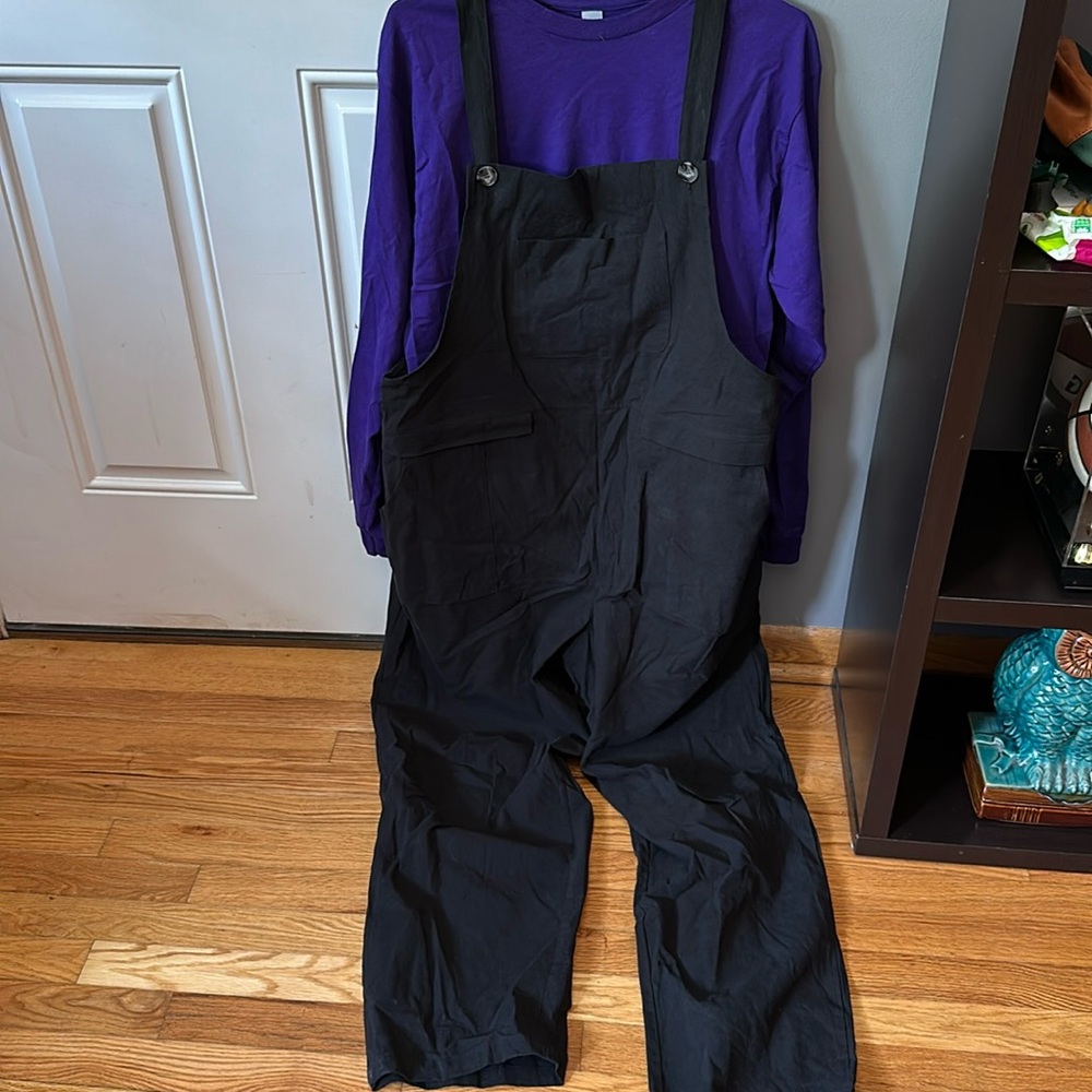 Super Mario Brothers Waluigi style costume